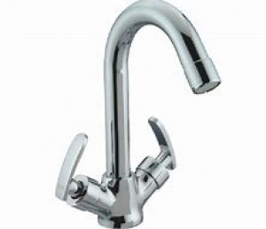 Center hole basin mixer 